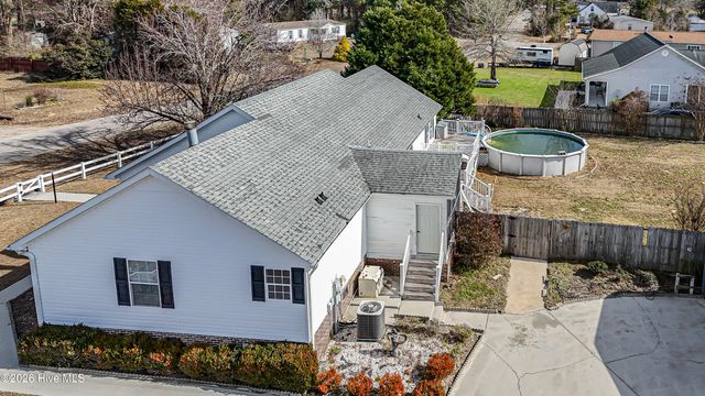 33 Sellers Cove Way NE, Winnabow, NC 28479