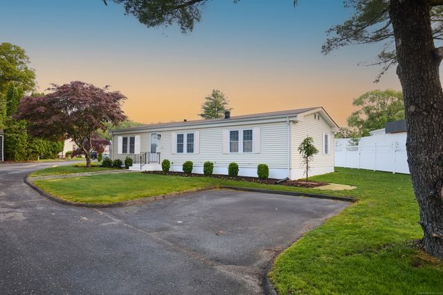 10 Crescent Park Road, Westport, CT 06880