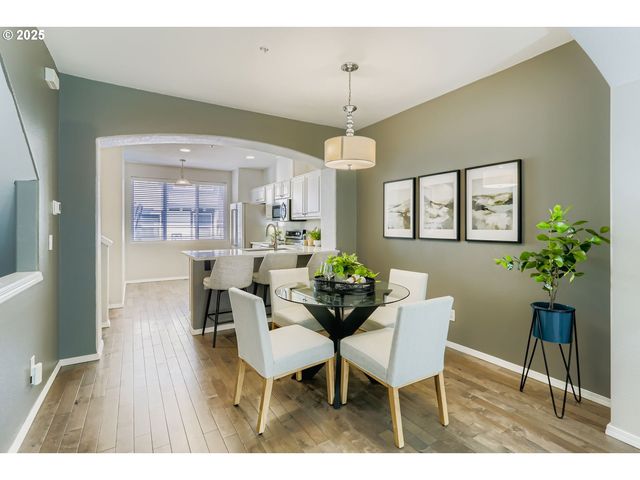 13850 Sw SCHOLLS FERRY Rd, Beaverton, OR 97007