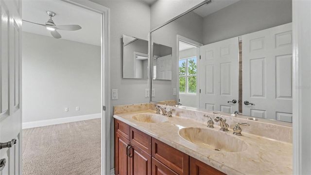 521 CHELSEA AVENUE, Davenport, FL 33837