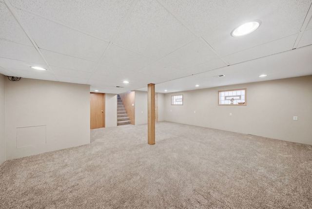 5325 N Meade Avenue, Chicago, IL 60630