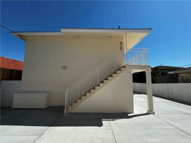 2722 E WALL Street C-D, Signal Hill, CA 90755
