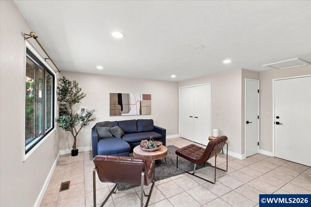 643 NW Survista Av, Corvallis, OR 97330