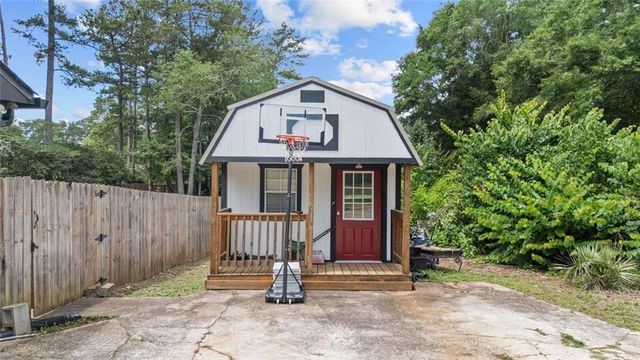3681 Clubhouse Lane SE, Conyers, GA 30094