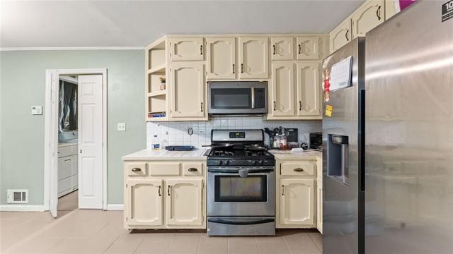 3681 Clubhouse Lane SE, Conyers, GA 30094
