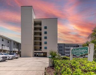 1520 N Waccamaw Dr., Murrells Inlet, SC 29576