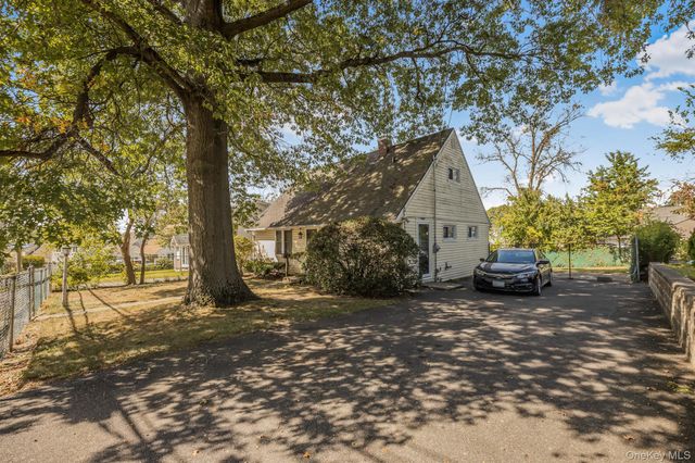 117 Mountaindale Road, Yonkers, NY 10710