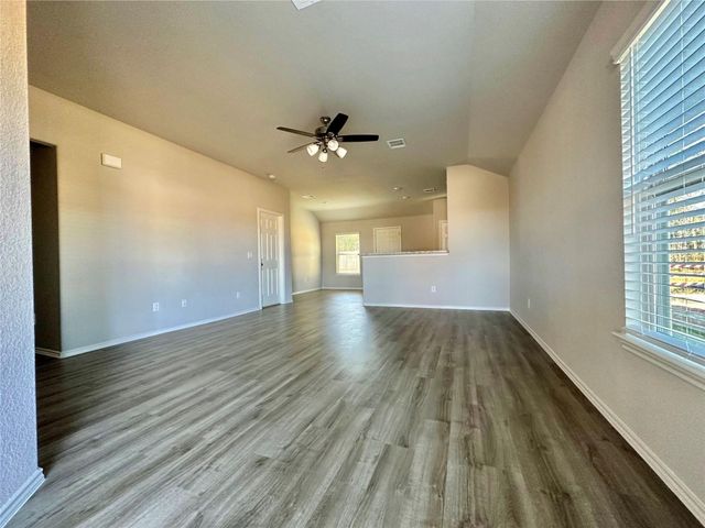 270 Cumberland Forest Drive, Magnolia, TX 77354