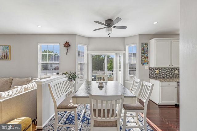 27 QUEENSBORO TER, Hightstown, NJ 08520