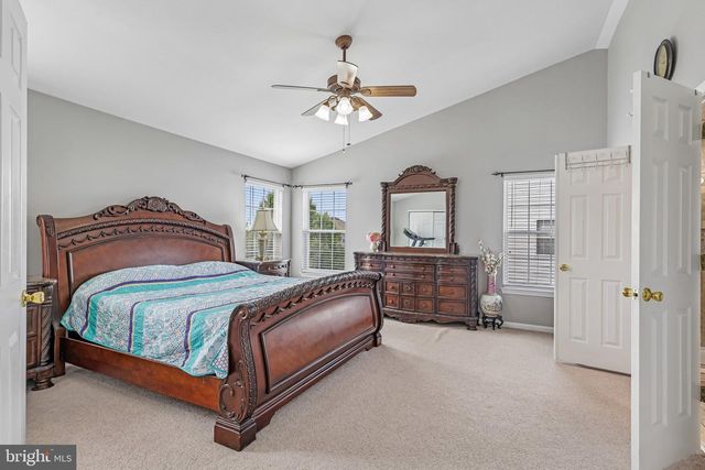 27 QUEENSBORO TER, Hightstown, NJ 08520