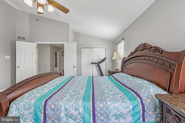 27 QUEENSBORO TER, Hightstown, NJ 08520