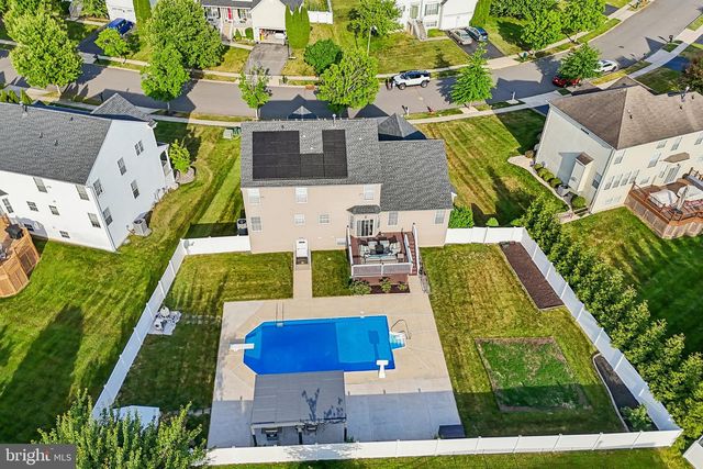27 QUEENSBORO TER, Hightstown, NJ 08520