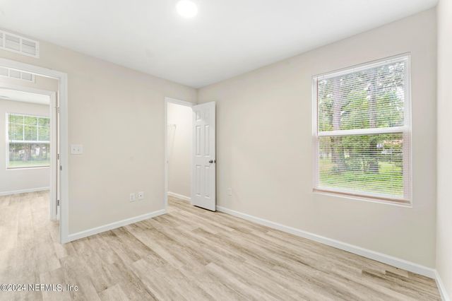 5428 CHENANGO Boulevard, Jacksonville, FL 32254