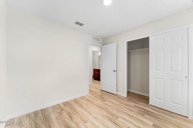 5428 CHENANGO Boulevard, Jacksonville, FL 32254