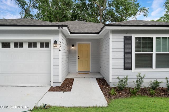 5428 CHENANGO Boulevard, Jacksonville, FL 32254