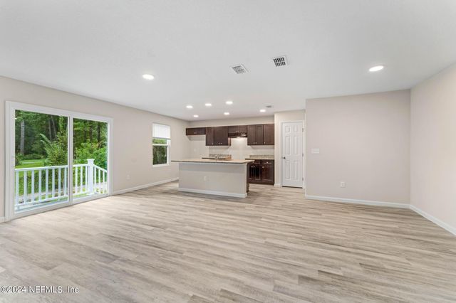 5428 CHENANGO Boulevard, Jacksonville, FL 32254