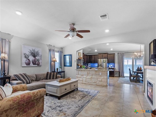 938 Pumpkin Ridge, New Braunfels, TX 78130