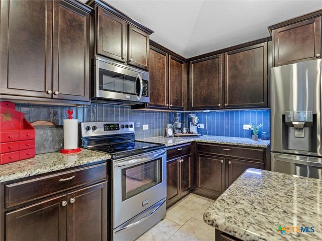 938 Pumpkin Ridge, New Braunfels, TX 78130