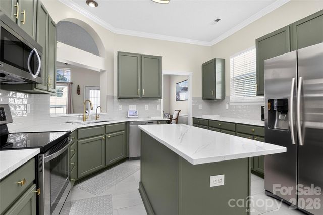 14642 Hawick Manor Lane, Pineville, NC 28134