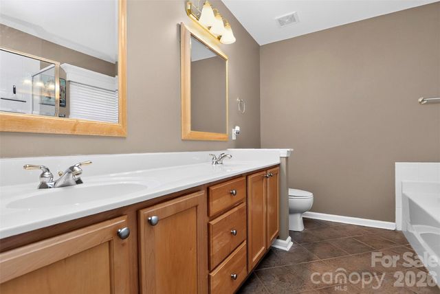 14642 Hawick Manor Lane, Pineville, NC 28134