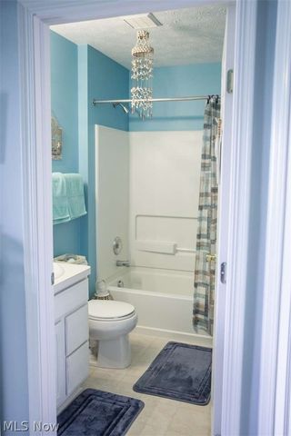 8820 Belton Drive, North Ridgeville, OH 44039