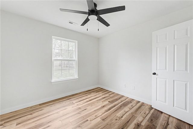 809 Emerald Street, Lowell, AR 72745
