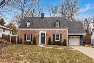 1924 Shaler Dr, Shaler, PA 15116