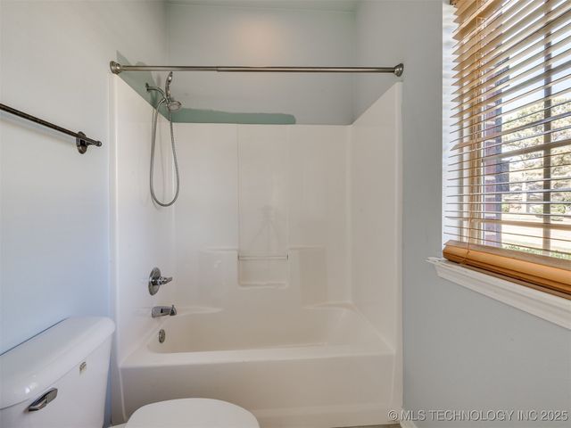 14806 S 52nd East Avenue, Bixby, OK 74008