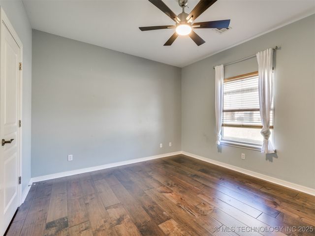 14806 S 52nd East Avenue, Bixby, OK 74008