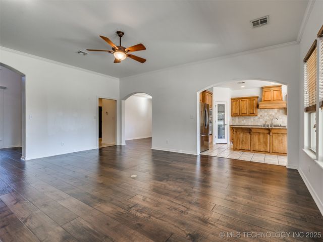 14806 S 52nd East Avenue, Bixby, OK 74008