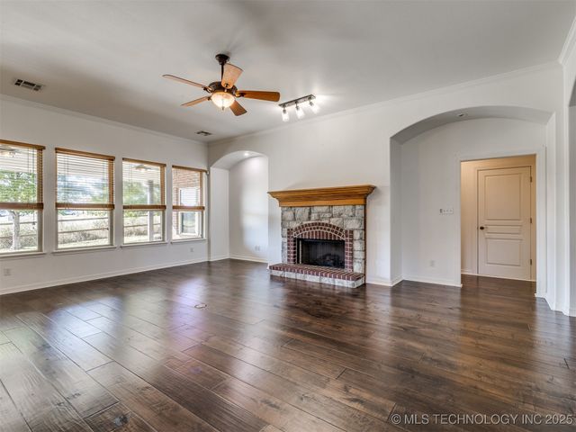 14806 S 52nd East Avenue, Bixby, OK 74008