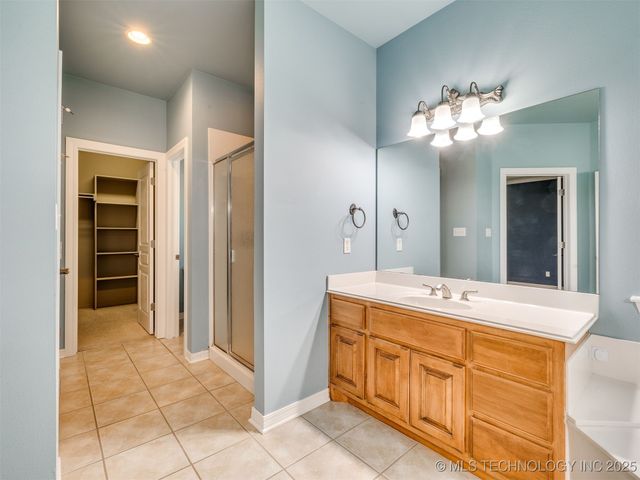 14806 S 52nd East Avenue, Bixby, OK 74008