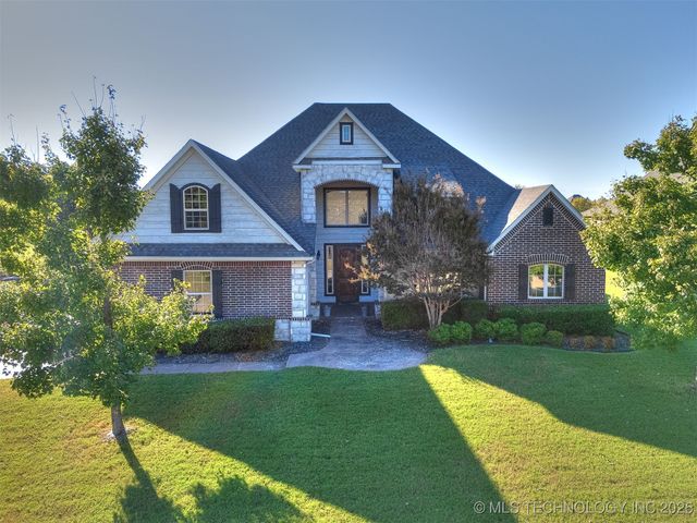 14806 S 52nd East Avenue, Bixby, OK 74008