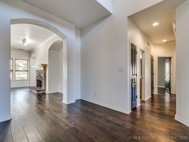 14806 S 52nd East Avenue, Bixby, OK 74008