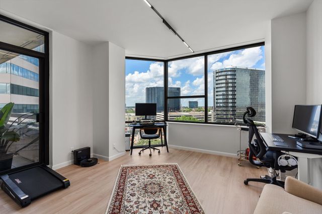 14 Greenway Plaza 9R, Houston, TX 77046