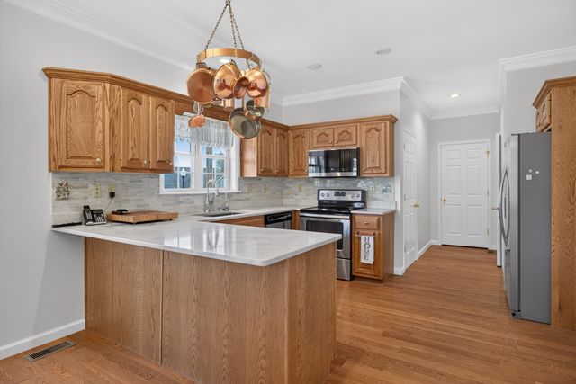 936 Hunter Trail, Mt Sterling, KY 40353
