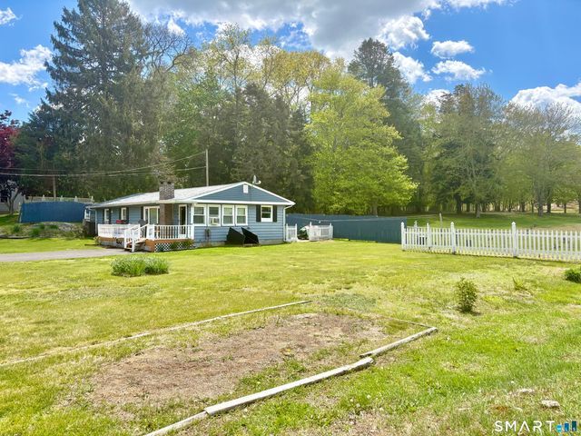 21 Friendship Street, Norwich, CT 06360