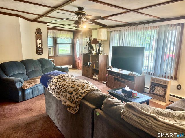 21 Friendship Street, Norwich, CT 06360