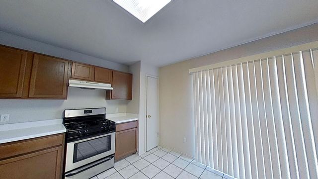 1200 HUGHMONT DR, Pflugerville, TX 78660