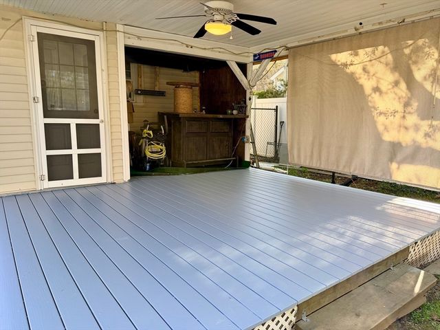 41 Main St, Upton, MA 01568