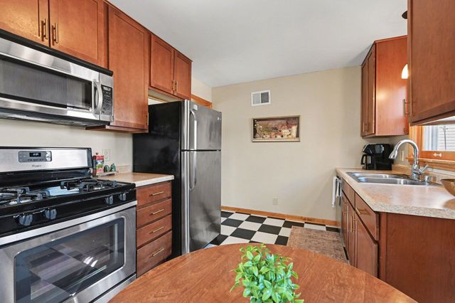 5425 31st Avenue S, Minneapolis, MN 55417