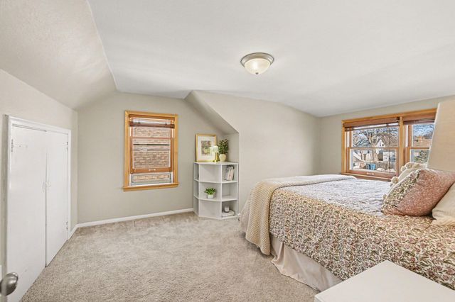 5425 31st Avenue S, Minneapolis, MN 55417