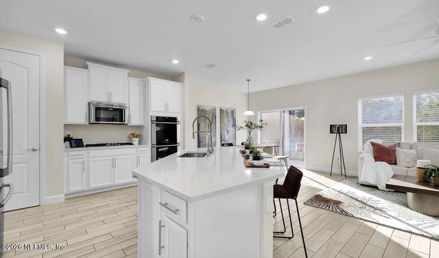 334 CLIFTON BAY Loop, St. Johns, FL 32259