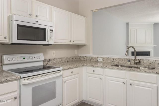 113 Sterling Oaks Court, Morrisville, NC 27560