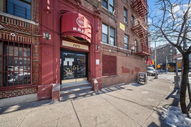 1372 Shakespeare Avenue 4C, Bronx, NY 10452