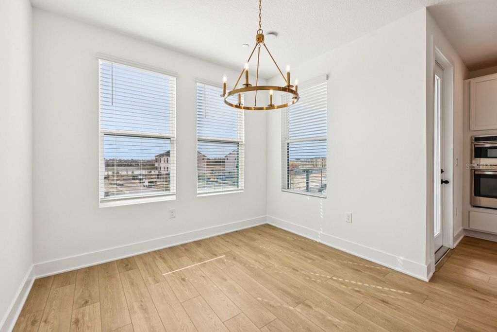 Image 13 of property listing at 15315 HAMLIN PARK DRIVE, Winter Garden, FL 34787