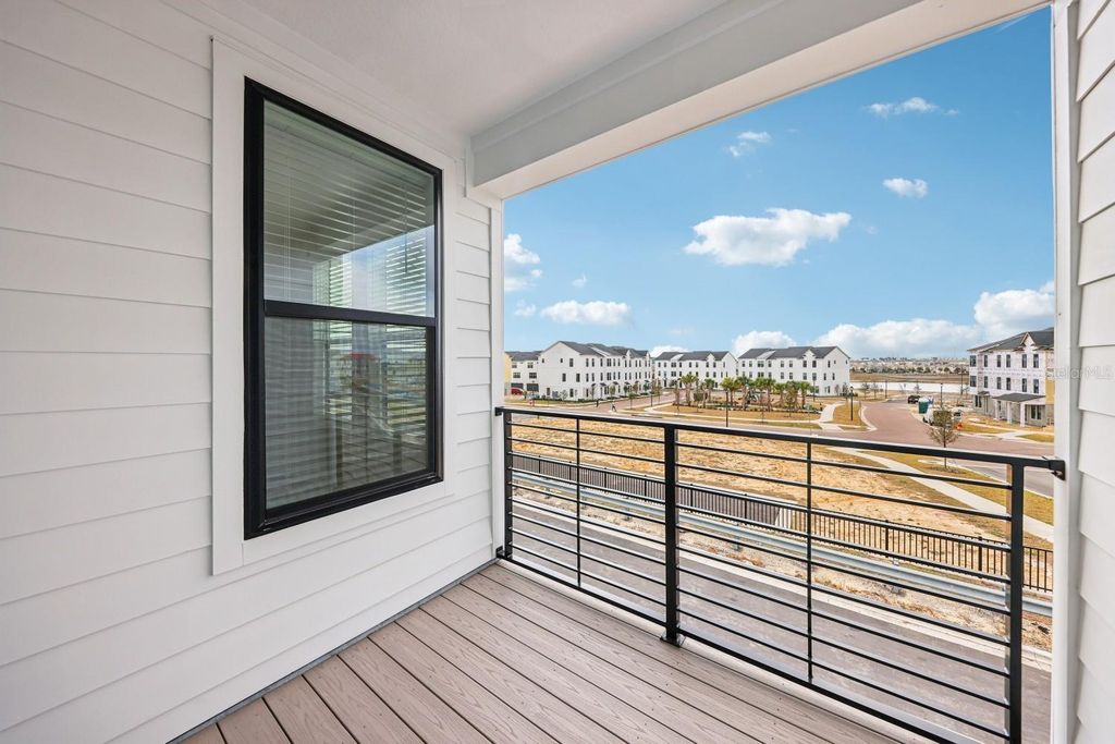 Image 33 of property listing at 15315 HAMLIN PARK DRIVE, Winter Garden, FL 34787