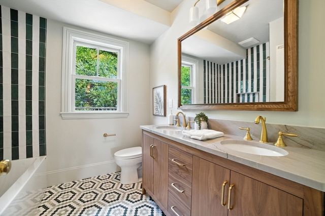 197 Winchester Street 1, Brookline, MA 02446