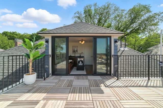 197 Winchester Street 1, Brookline, MA 02446