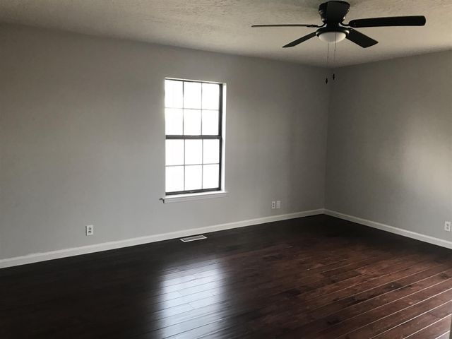 309 Cedarview Dr, Nashville, TN 37211